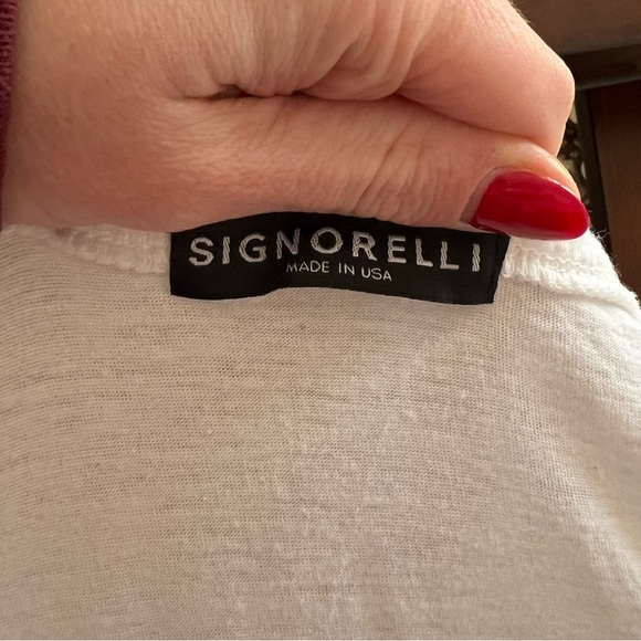 Signorelli, v-neck tee - Picture 6 of 7